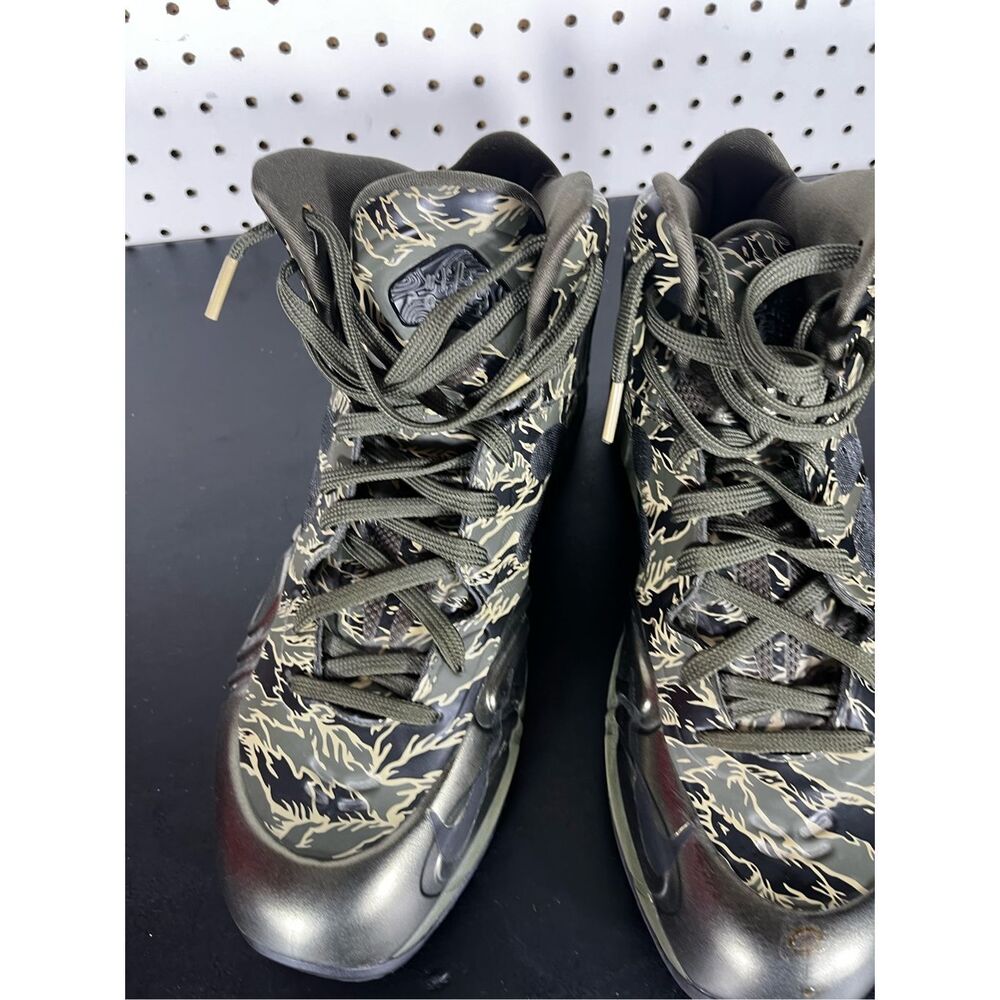 Nike Hyperposite Tiger Camo sneakers size 11 - Picture 8 of 14